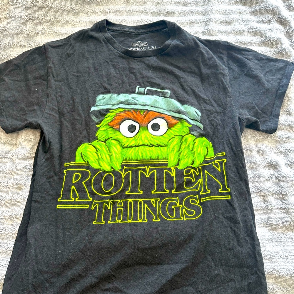 Oscar the grouch tee!
